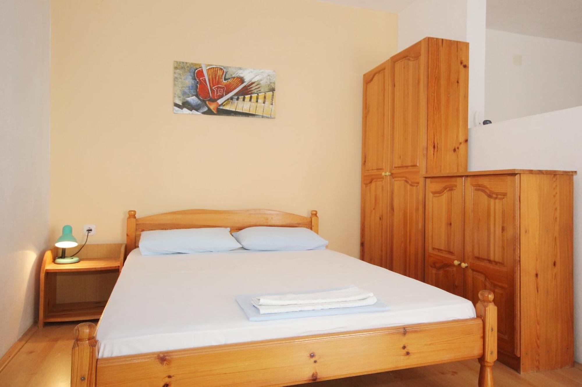 Apartments And Rooms With Parking Space Orebic, Peljesac - 10191 Room photo